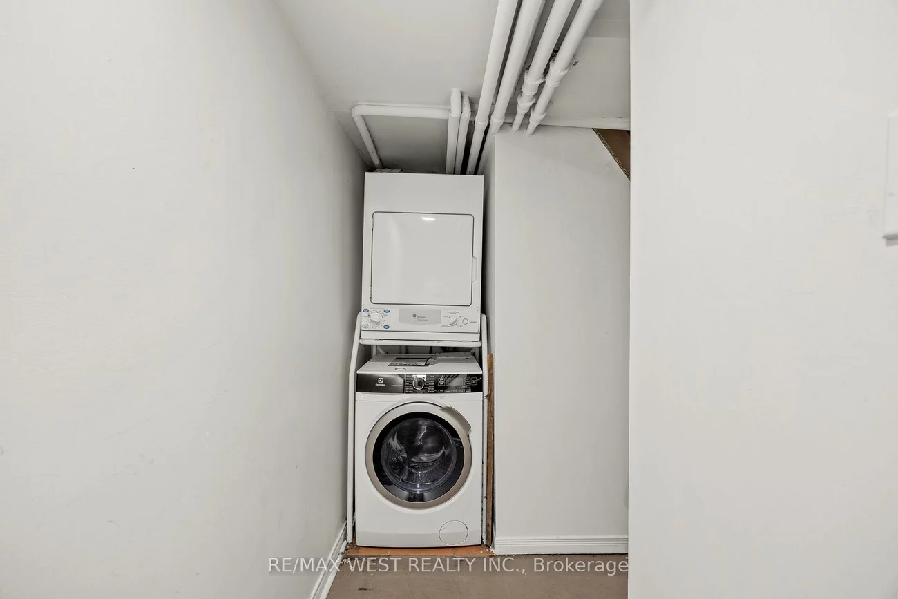 937, Bathurst, Annex, Toronto