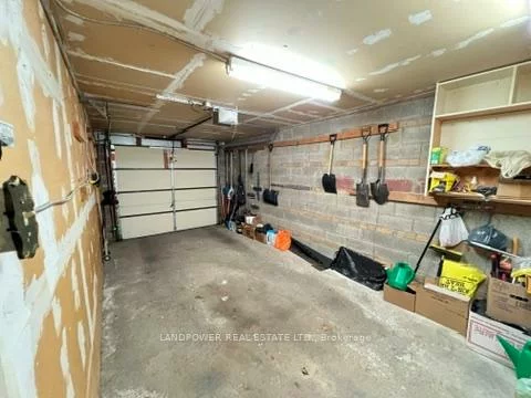 53, Lloydminster, Newtonbrook East, Toronto