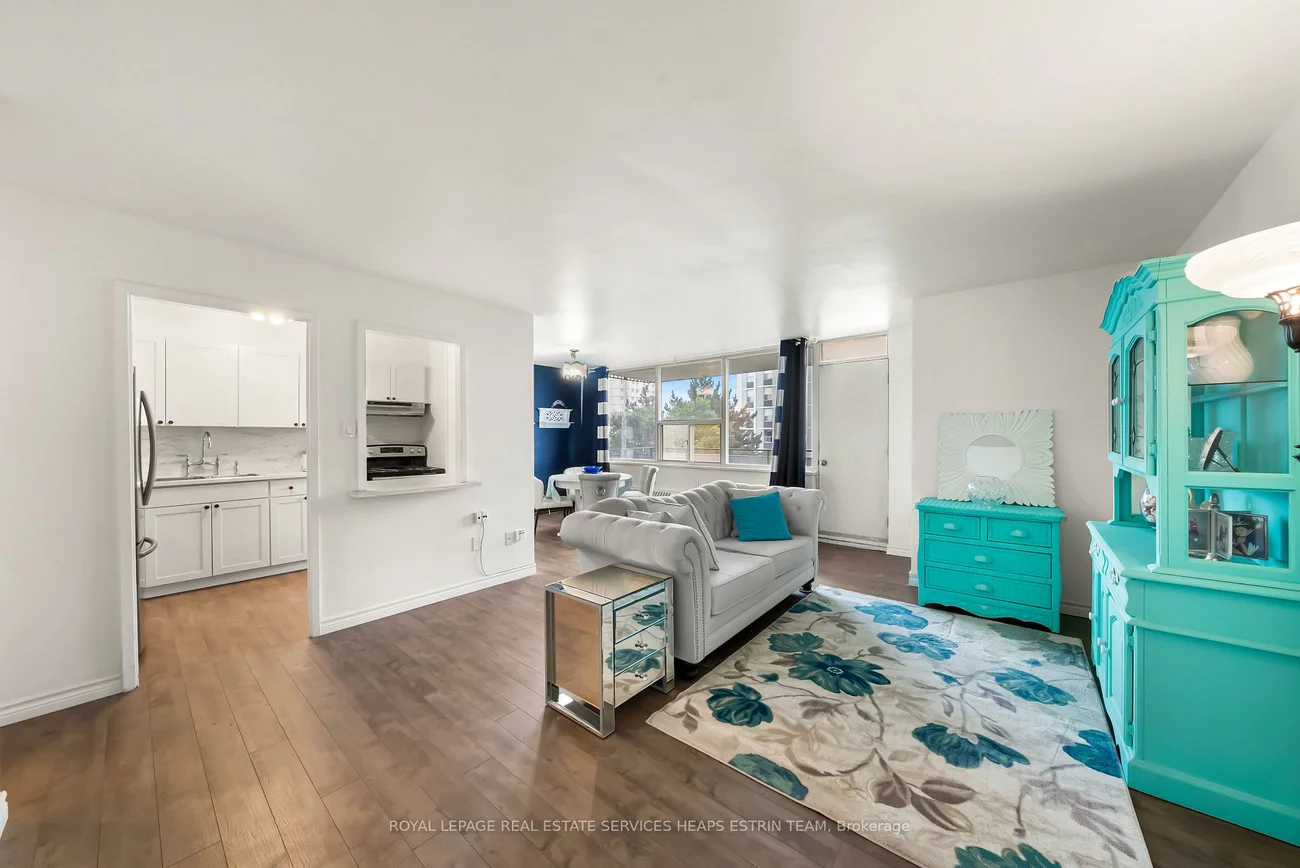 70, Bessborough, Leaside, Toronto