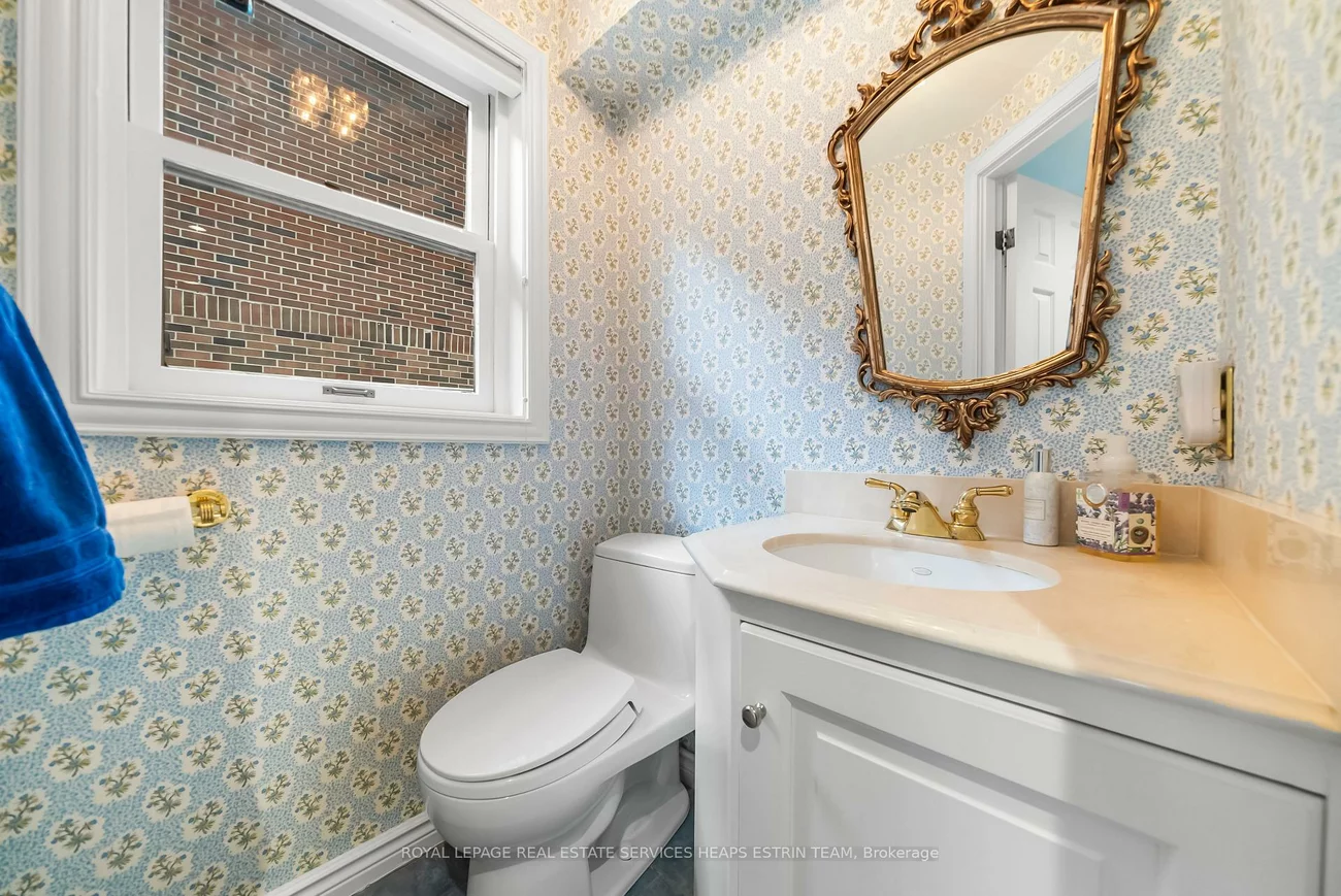 70, Bessborough, Leaside, Toronto