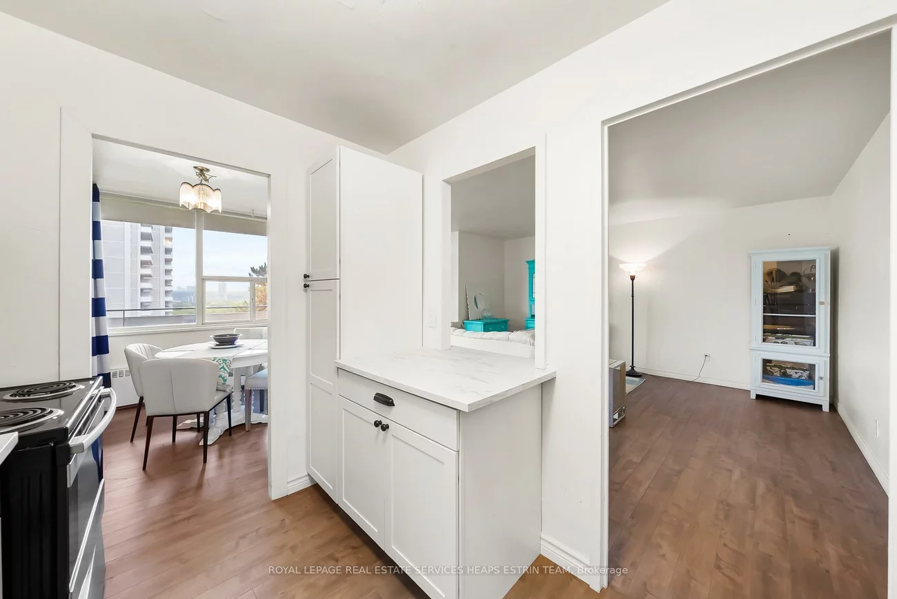 70, Bessborough, Leaside, Toronto