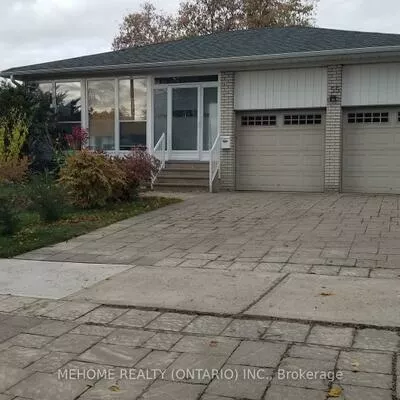 55, Adamede, Bayview Woods-Steeles, Toronto