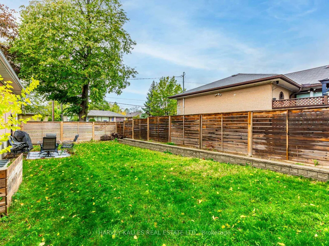 62, Cocksfield, Bathurst Manor, Toronto