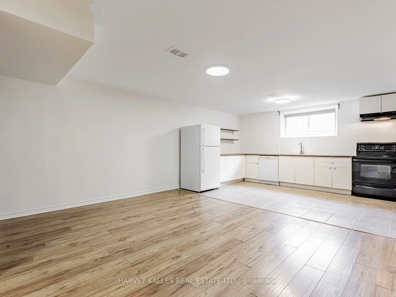 62, Cocksfield, Bathurst Manor, Toronto