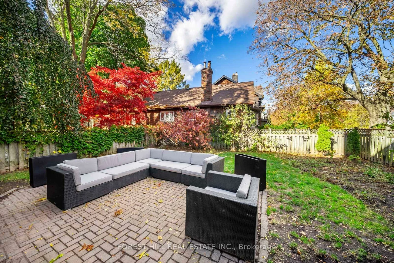 2, St Hildas, Lawrence Park South, Toronto