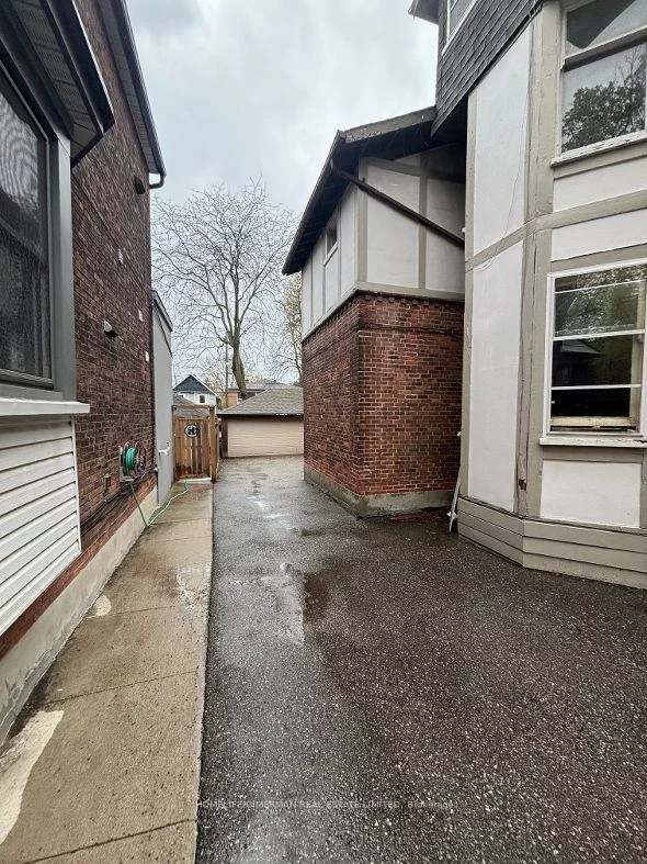 89, Ellsworth, Wychwood, Toronto