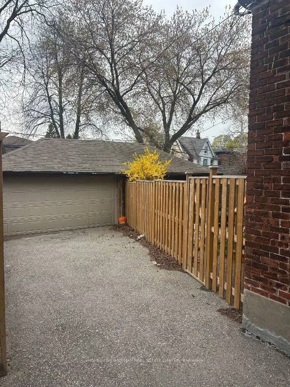 89, Ellsworth, Wychwood, Toronto