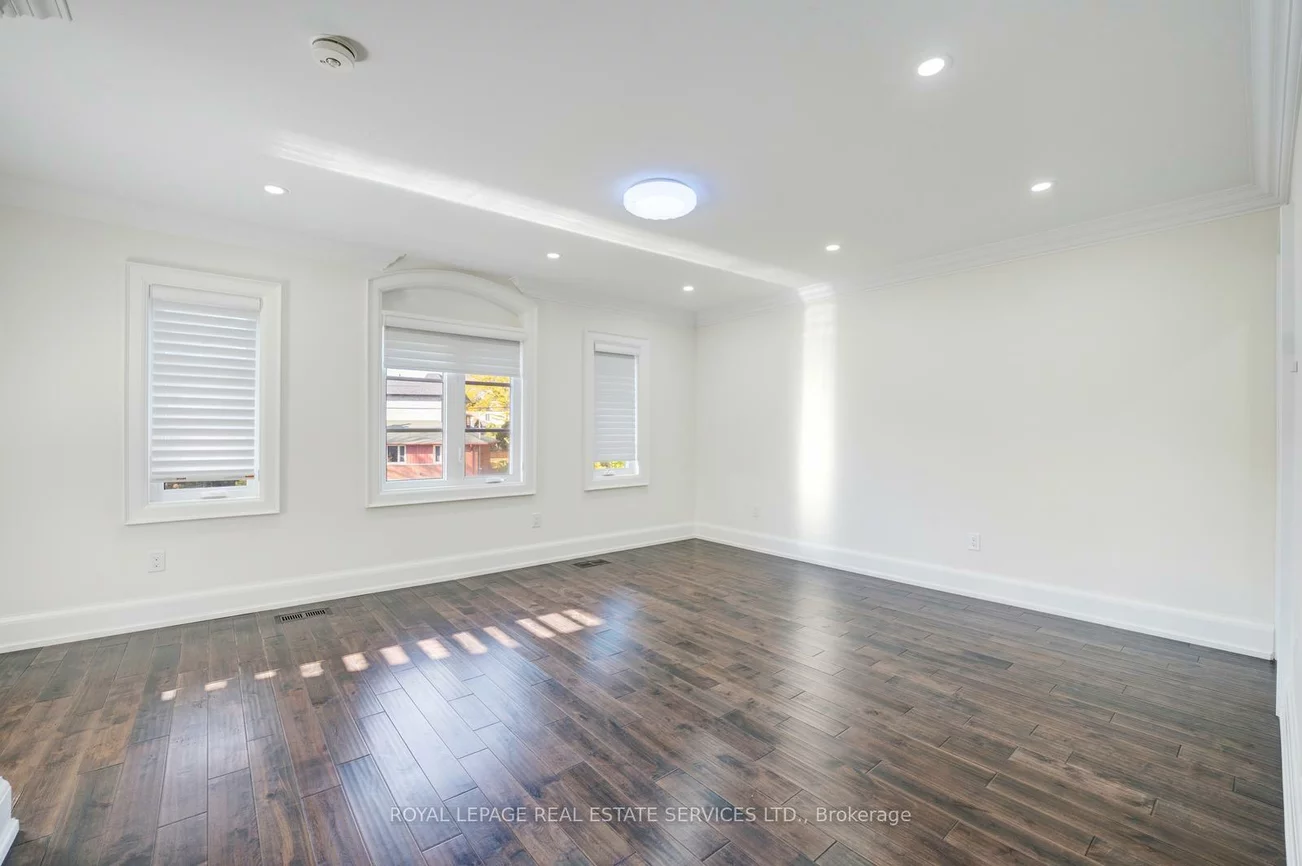 19, Irvington, Willowdale East, Toronto