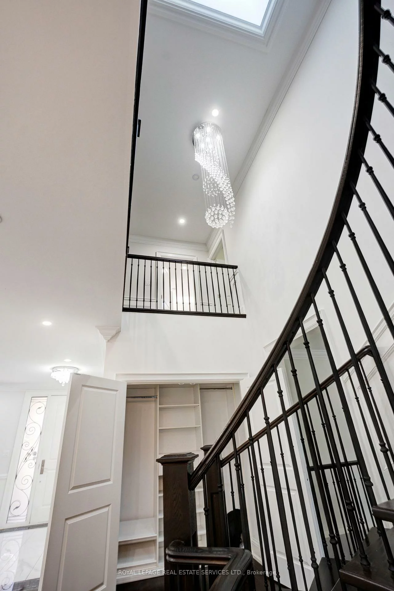 19, Irvington, Willowdale East, Toronto