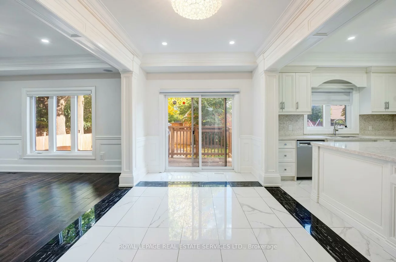 19, Irvington, Willowdale East, Toronto