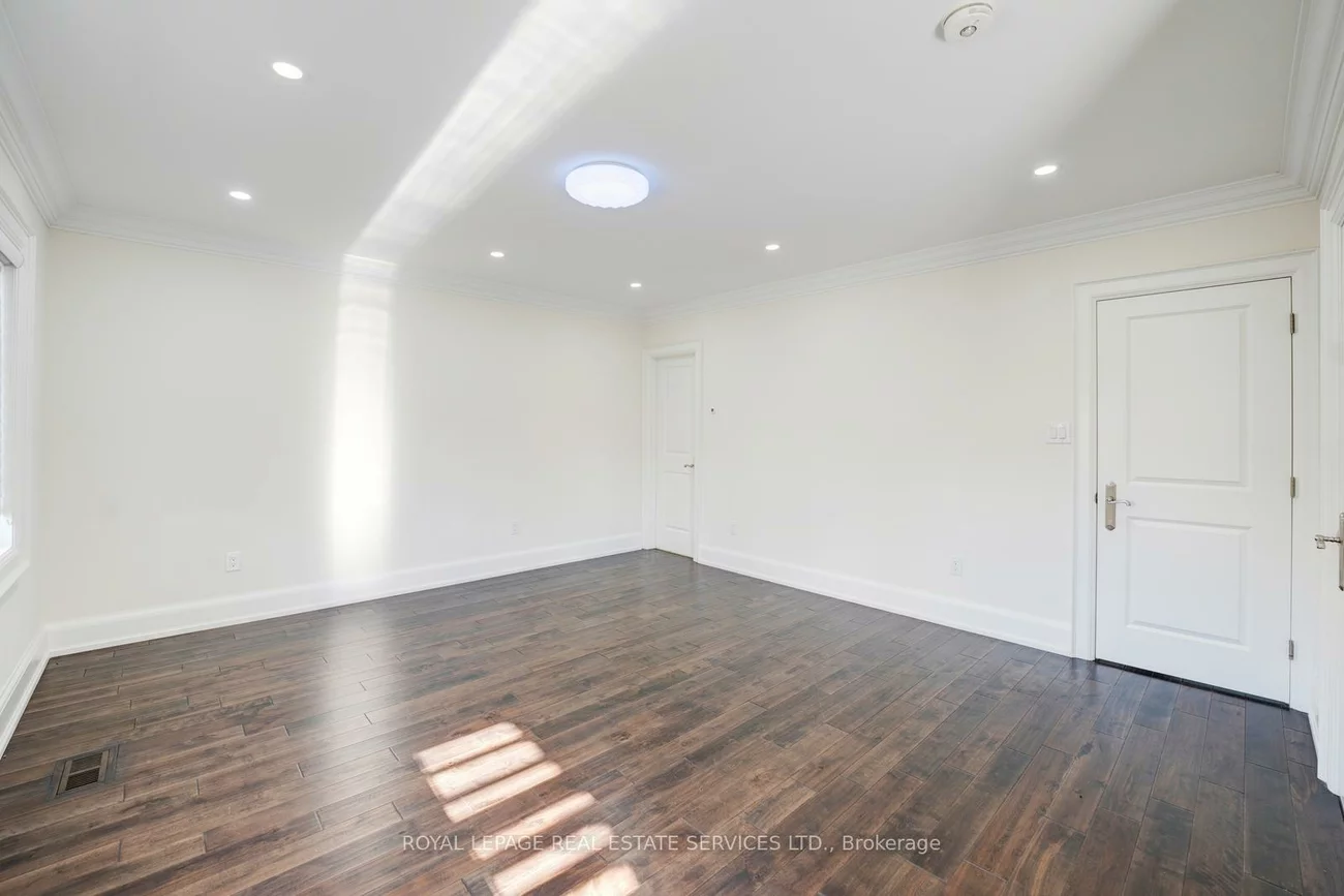 19, Irvington, Willowdale East, Toronto