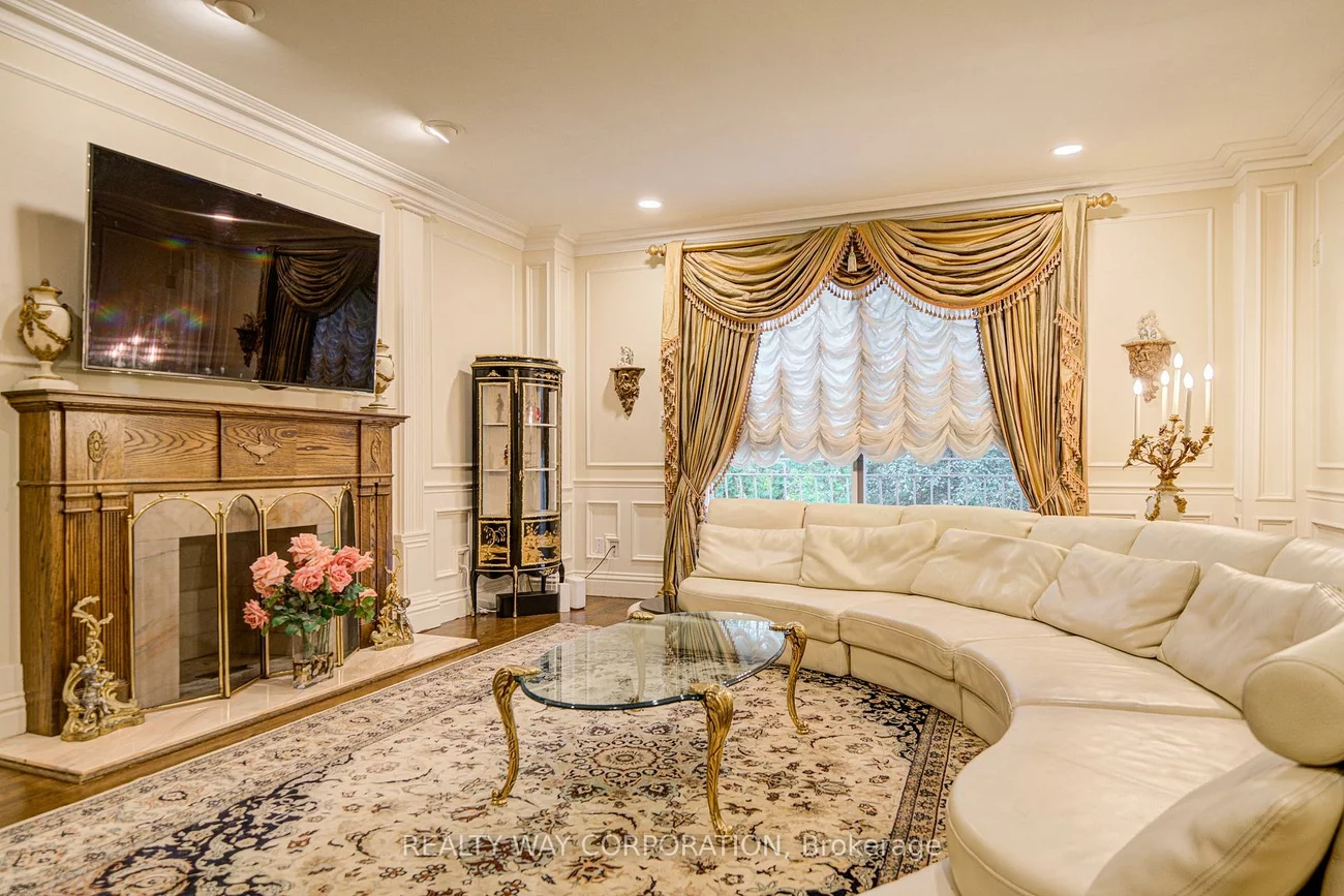 17, Heathcote, St. Andrew-Windfields, Toronto