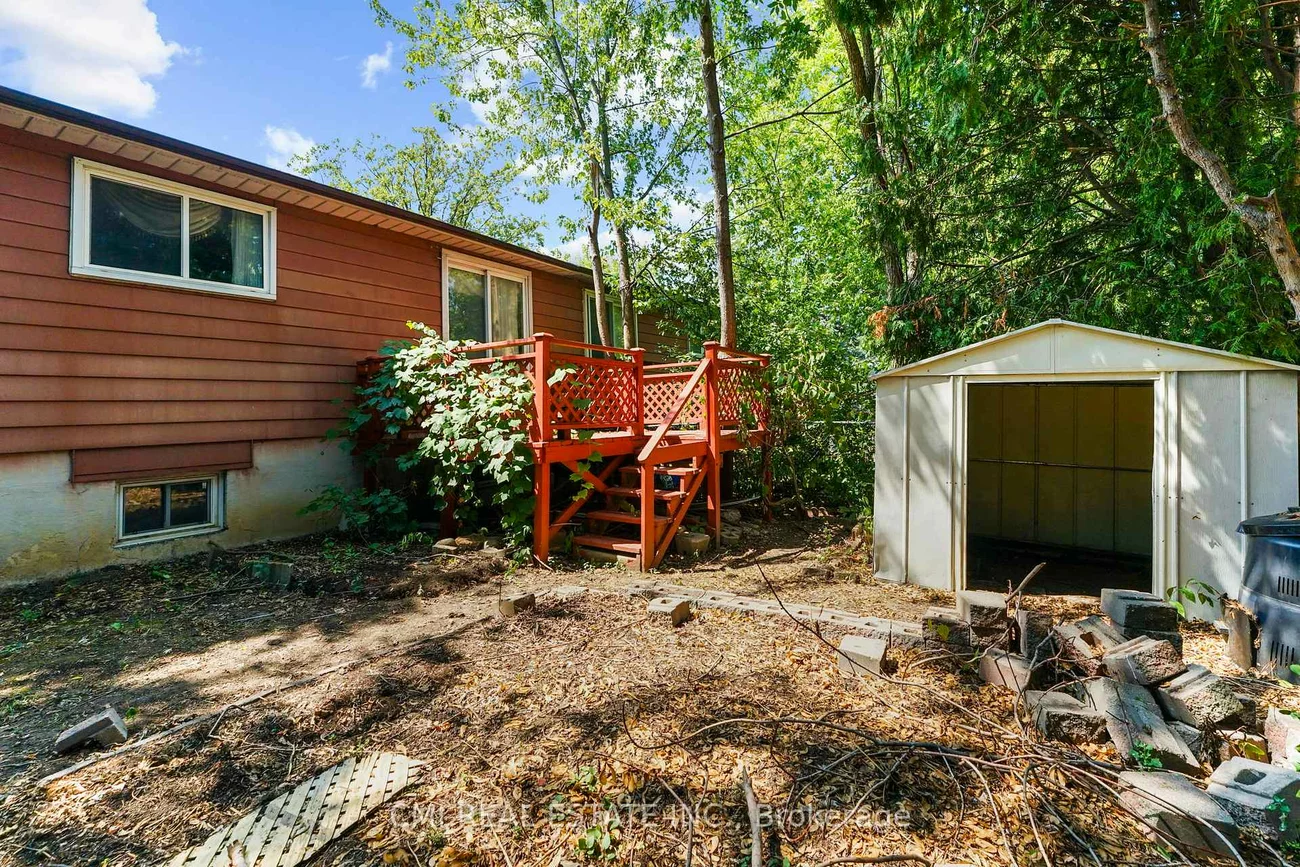 50, Apache, Pleasant View, Toronto