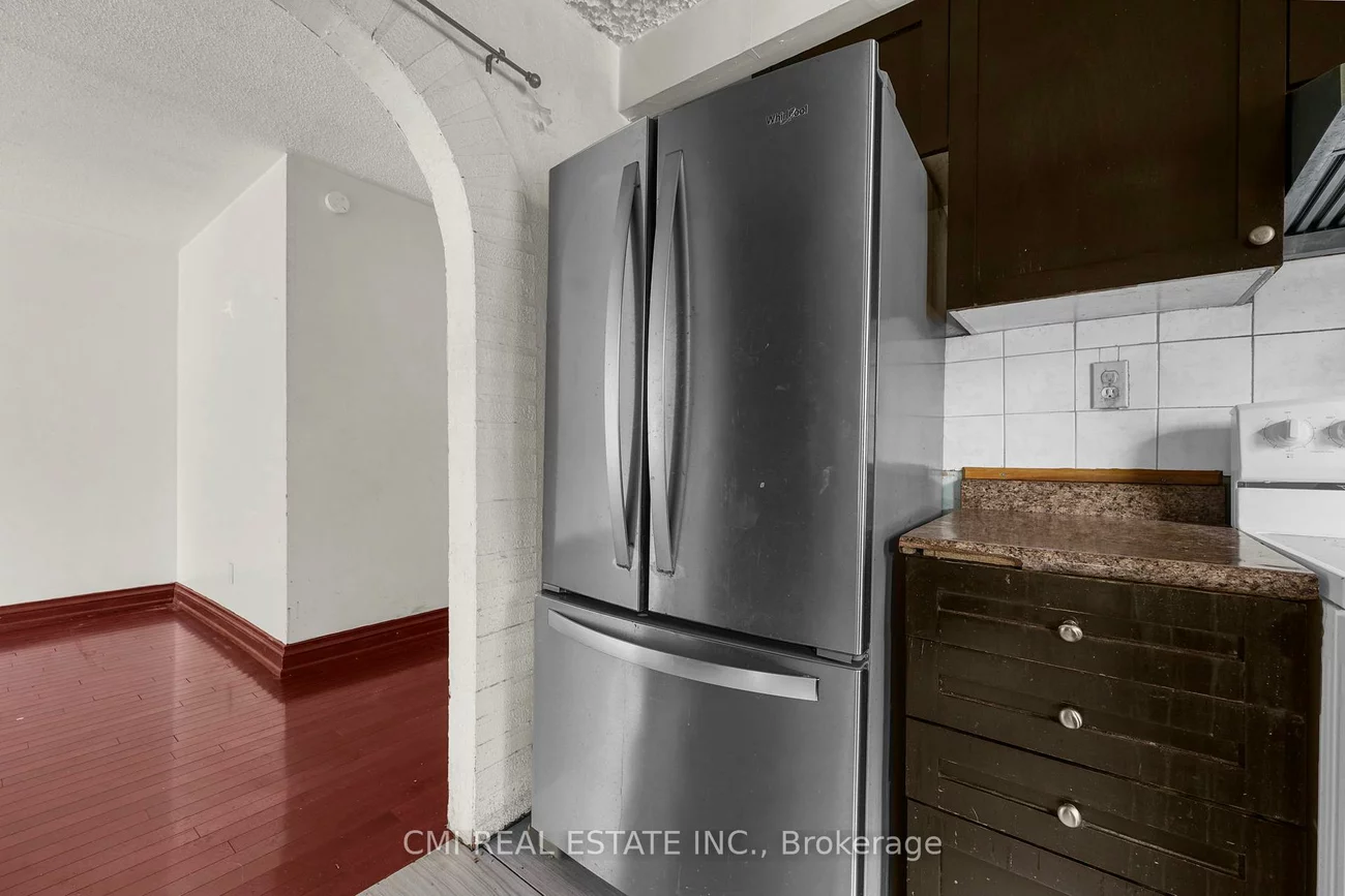 50, Apache, Pleasant View, Toronto