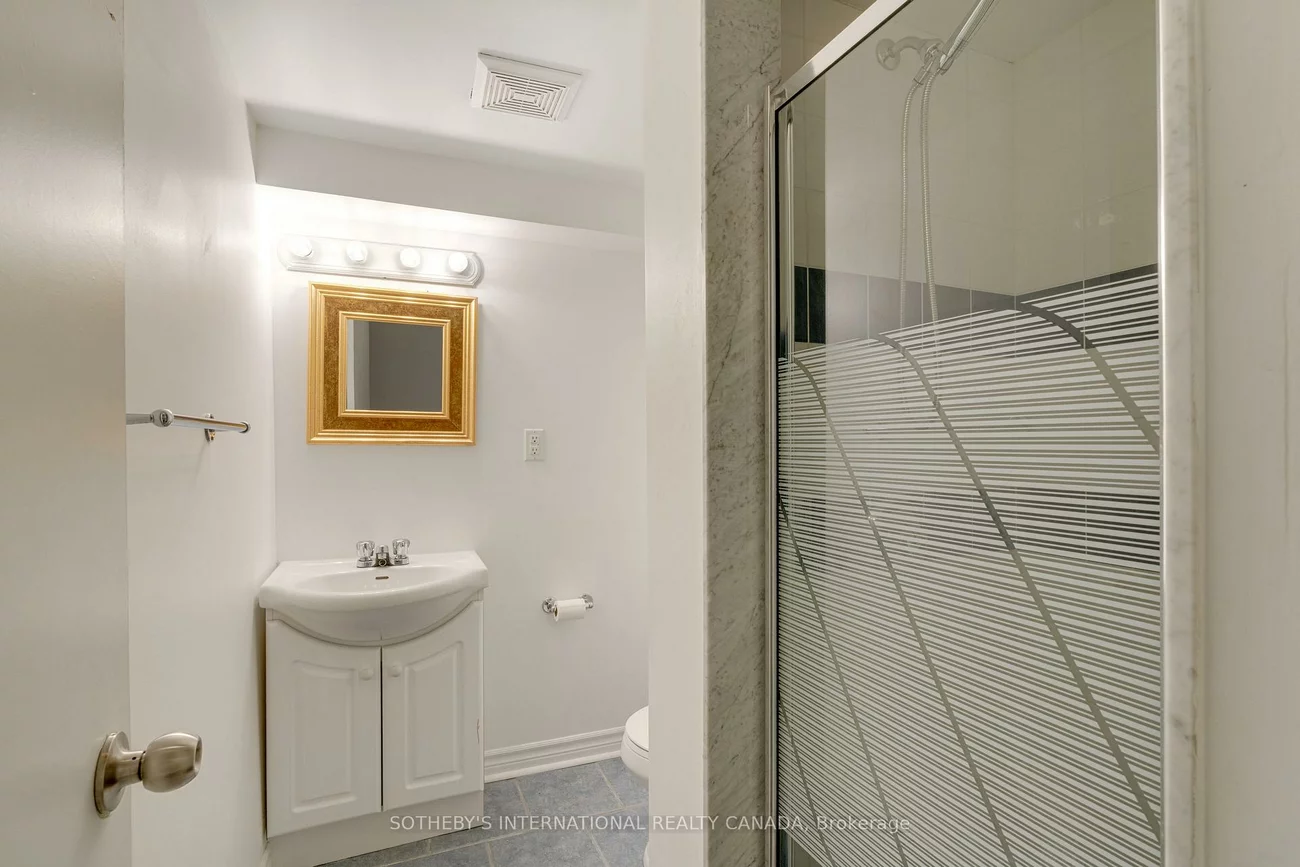 19, Gleneagle, Don Valley Village, Toronto