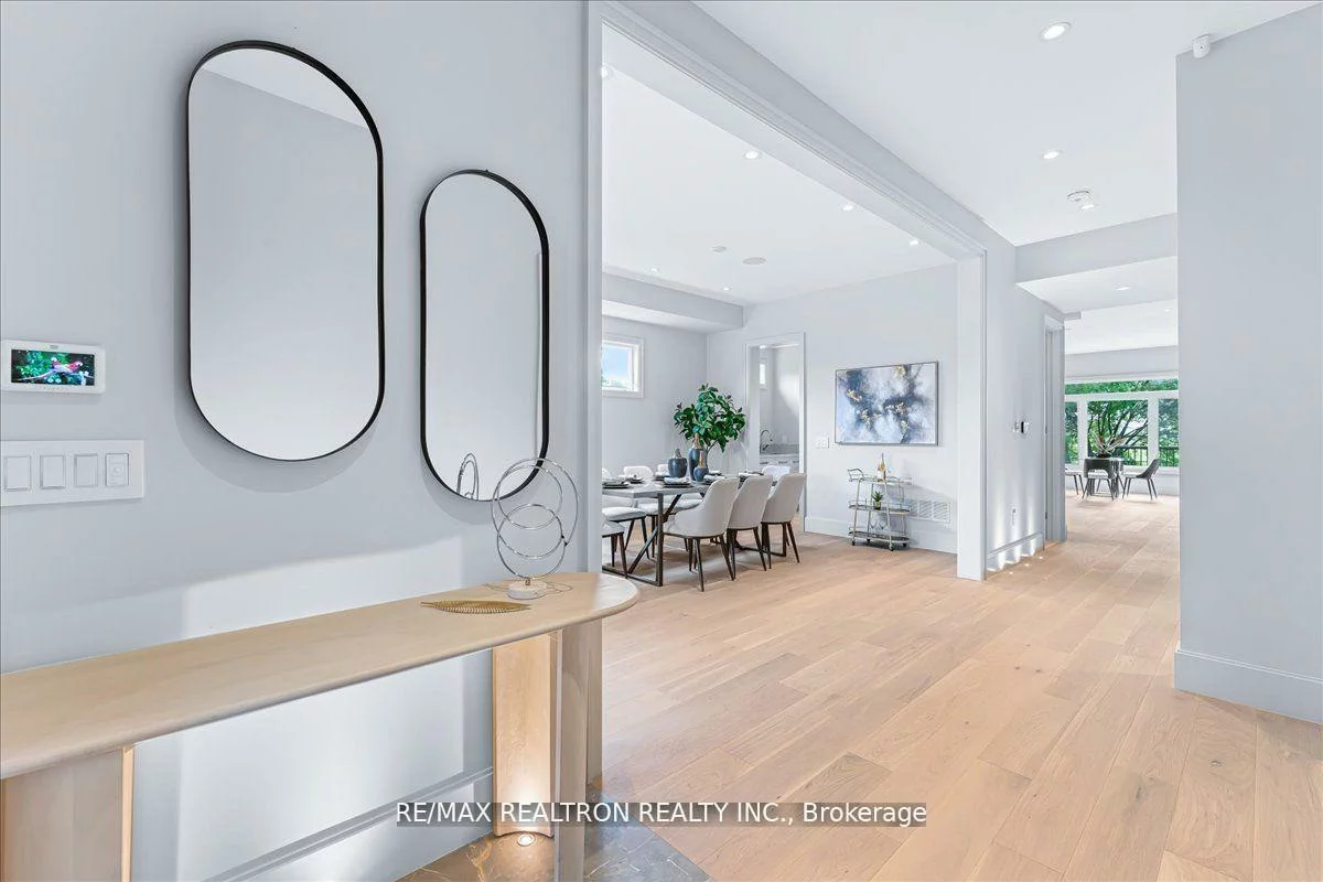 275, Reiner, Clanton Park, Toronto