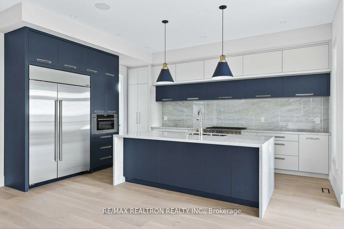 275, Reiner, Clanton Park, Toronto