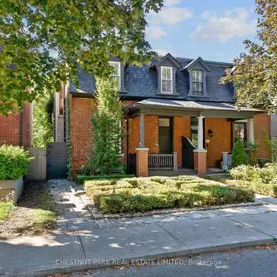 82, Robert, University, Toronto