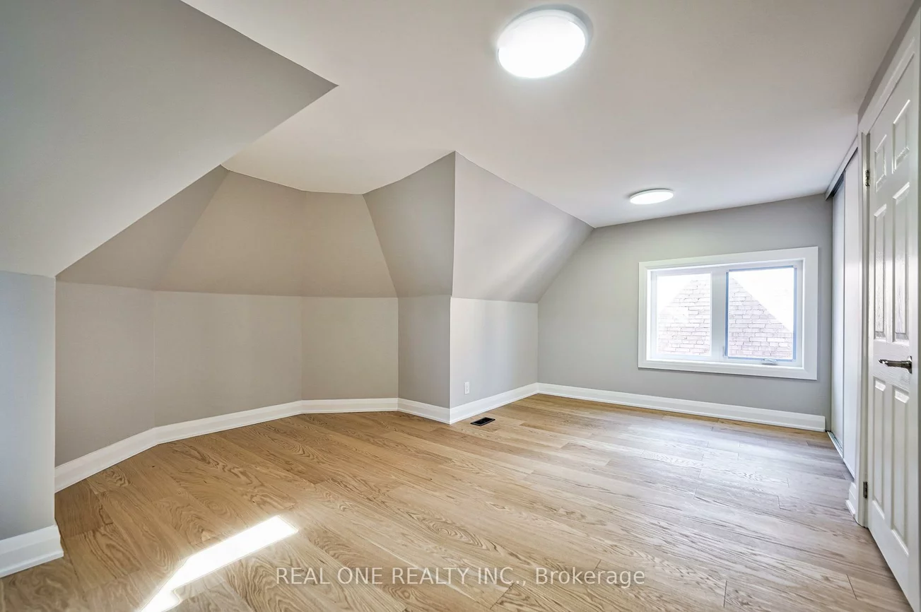 157, Glenholme, Oakwood Village, Toronto