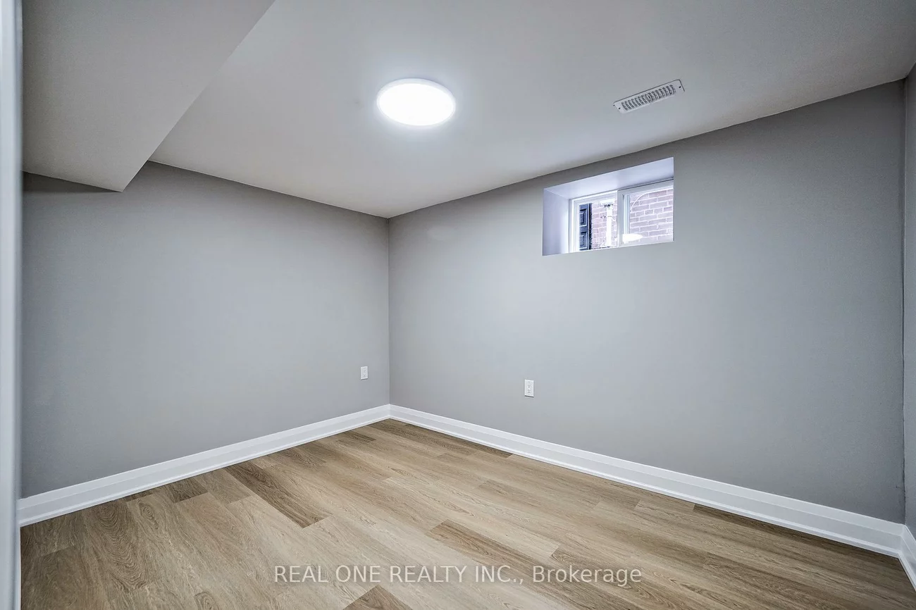 157, Glenholme, Oakwood Village, Toronto