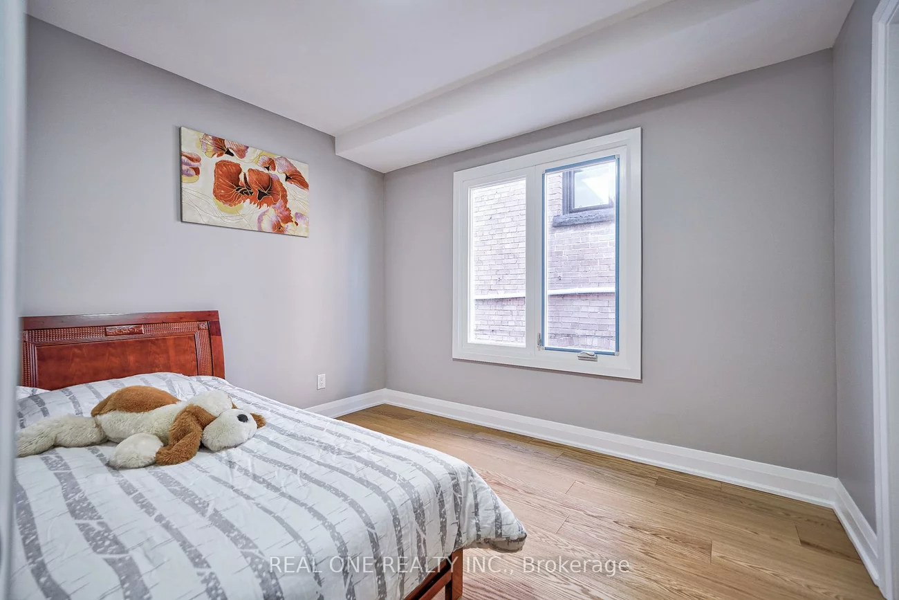 157, Glenholme, Oakwood Village, Toronto