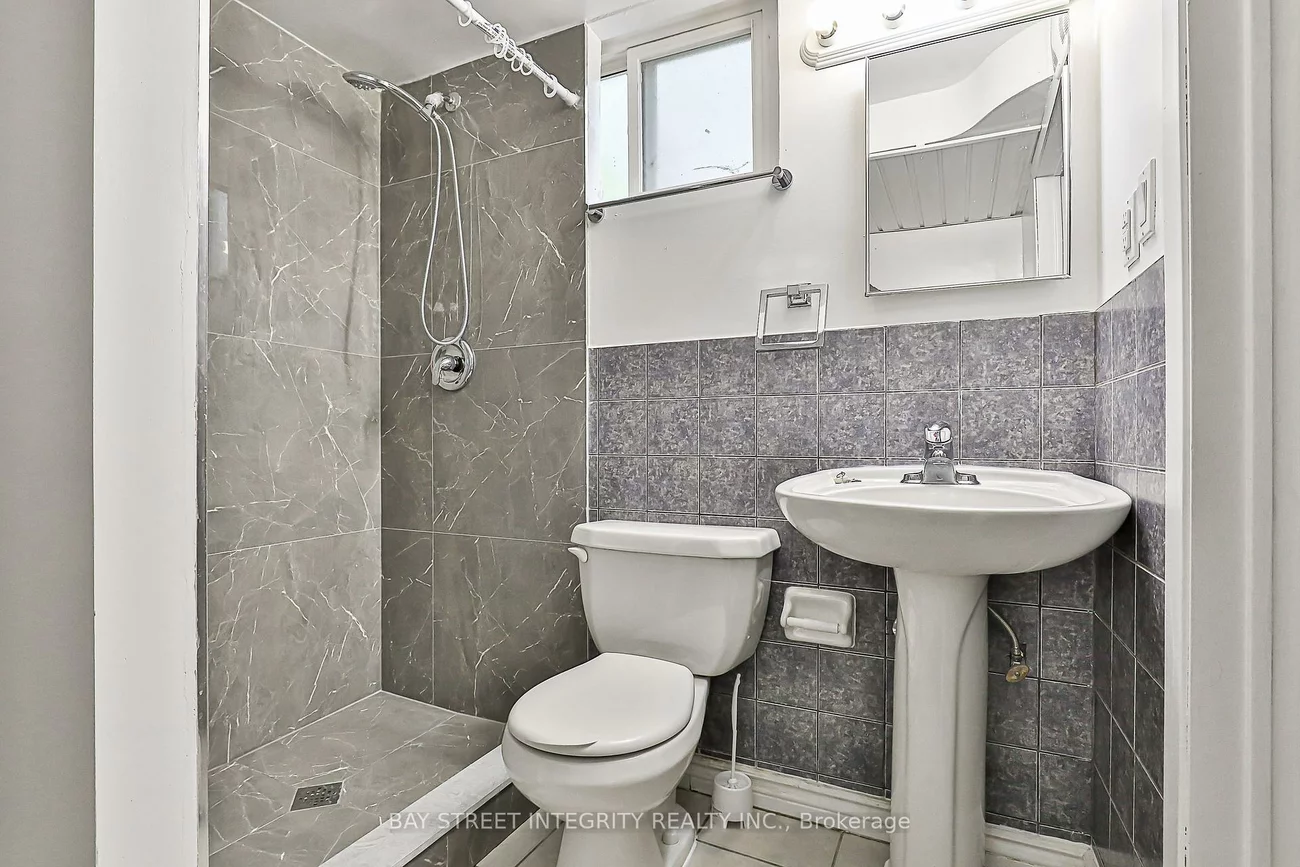 160, Cummer, Newtonbrook East, Toronto