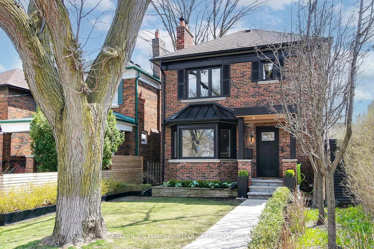 229, Manor, Mount Pleasant East, Toronto