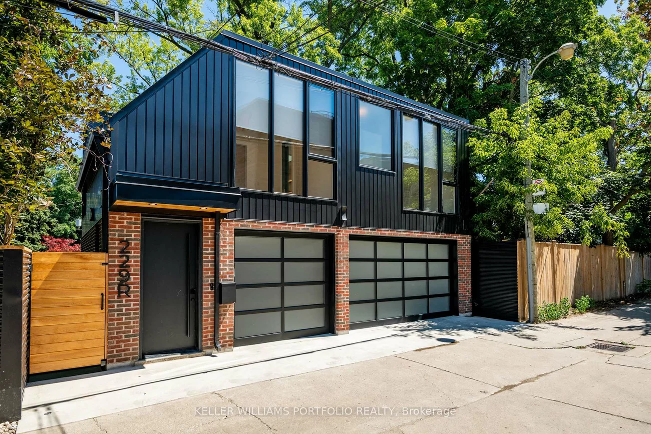 229, Manor, Mount Pleasant East, Toronto
