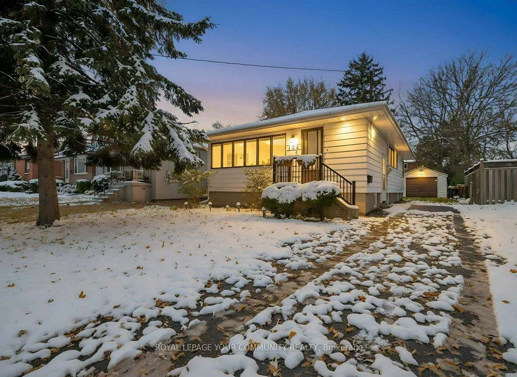 184, Hendon, Newtonbrook West, Toronto