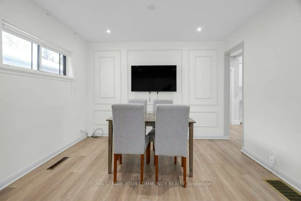 184, Hendon, Newtonbrook West, Toronto