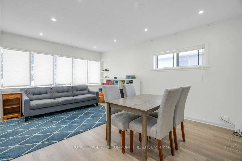 184, Hendon, Newtonbrook West, Toronto