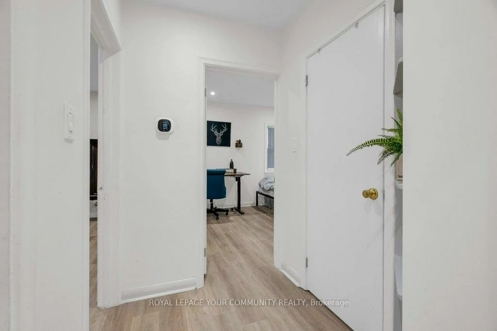 184, Hendon, Newtonbrook West, Toronto