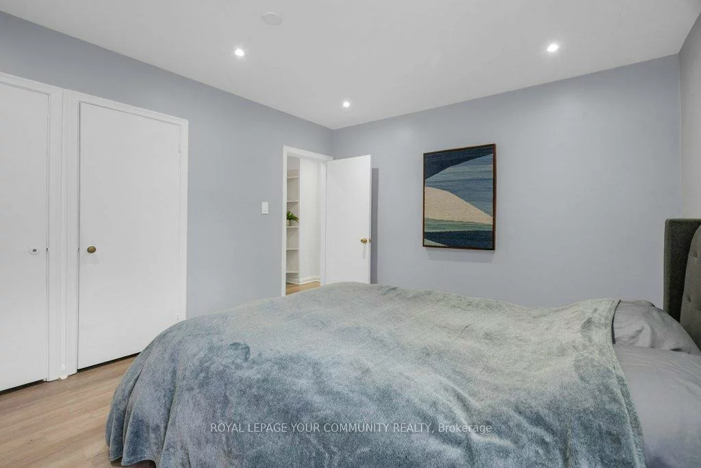 184, Hendon, Newtonbrook West, Toronto