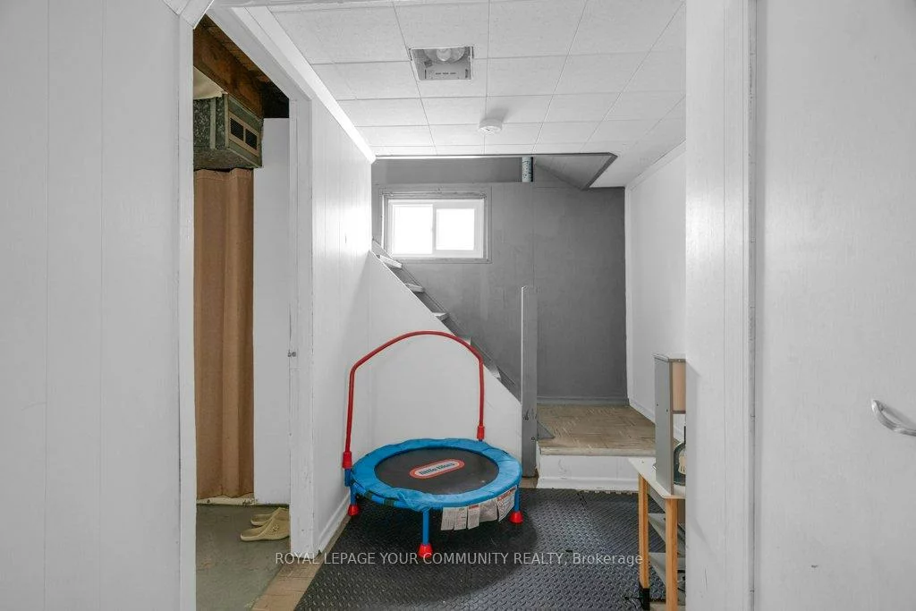 184, Hendon, Newtonbrook West, Toronto