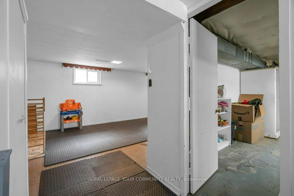 184, Hendon, Newtonbrook West, Toronto