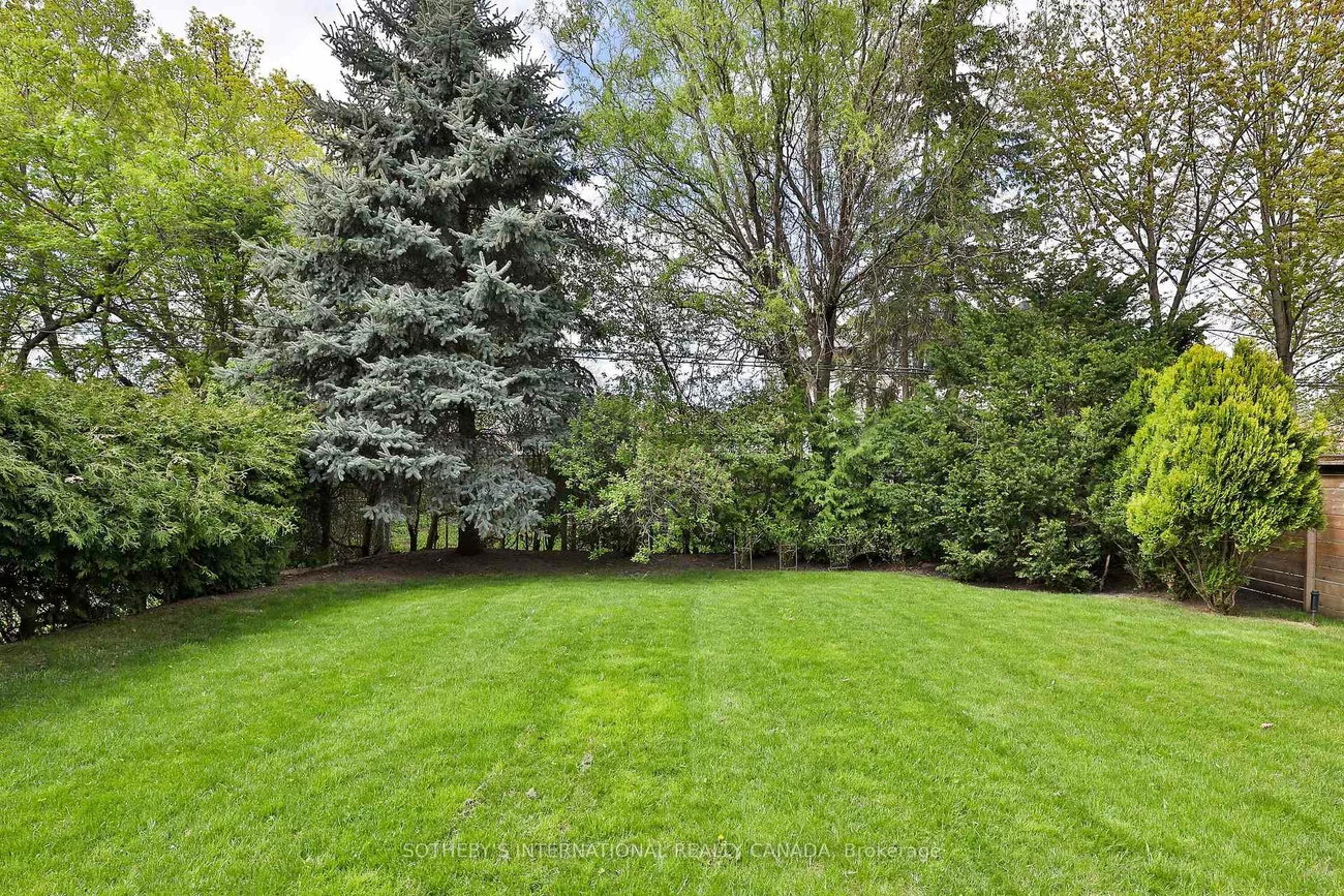 128, Park Home, Willowdale West, Toronto