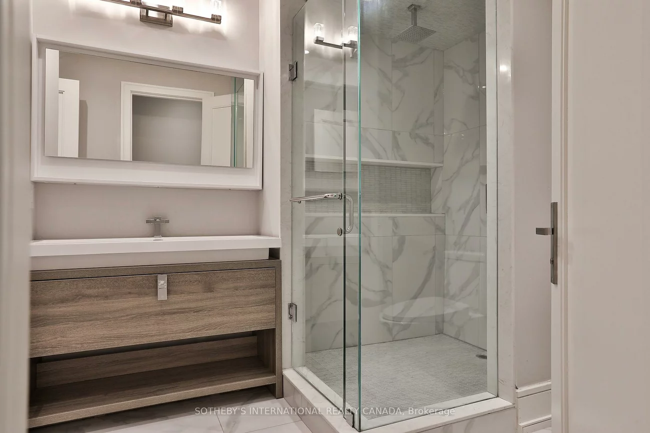 128, Park Home, Willowdale West, Toronto