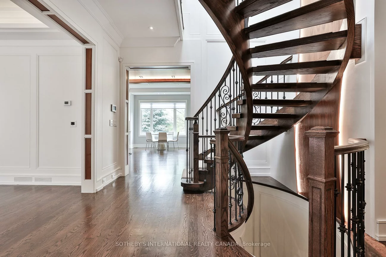 128, Park Home, Willowdale West, Toronto