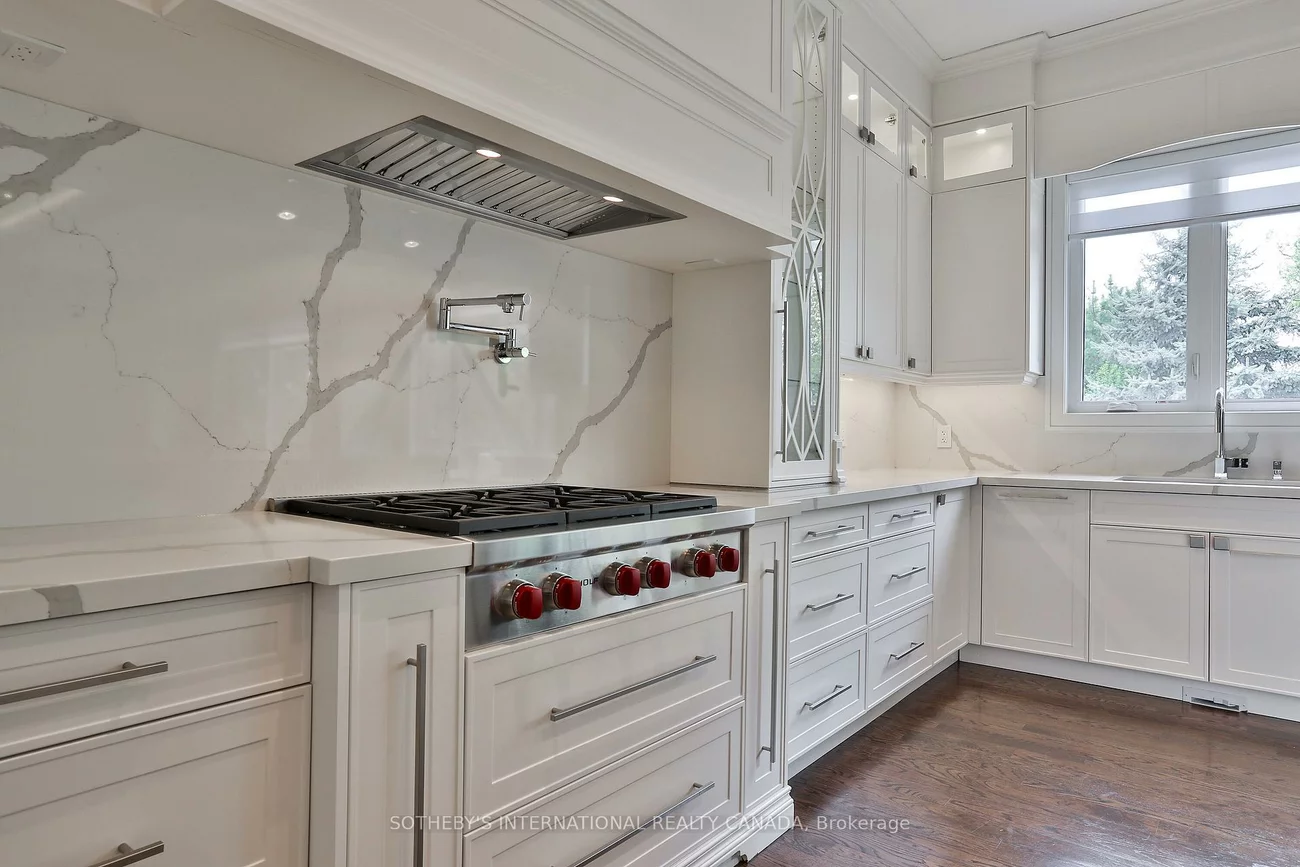 128, Park Home, Willowdale West, Toronto