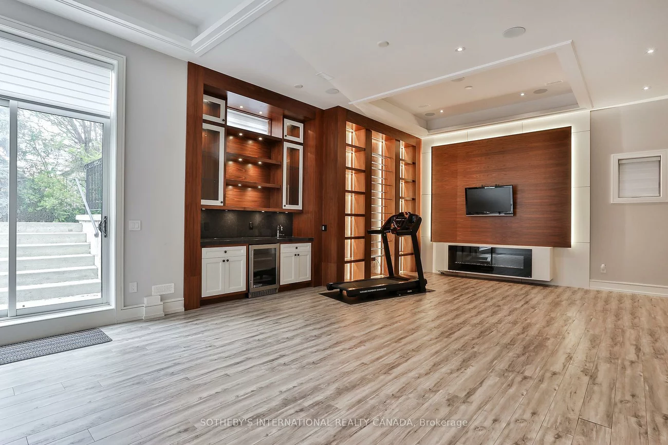 128, Park Home, Willowdale West, Toronto