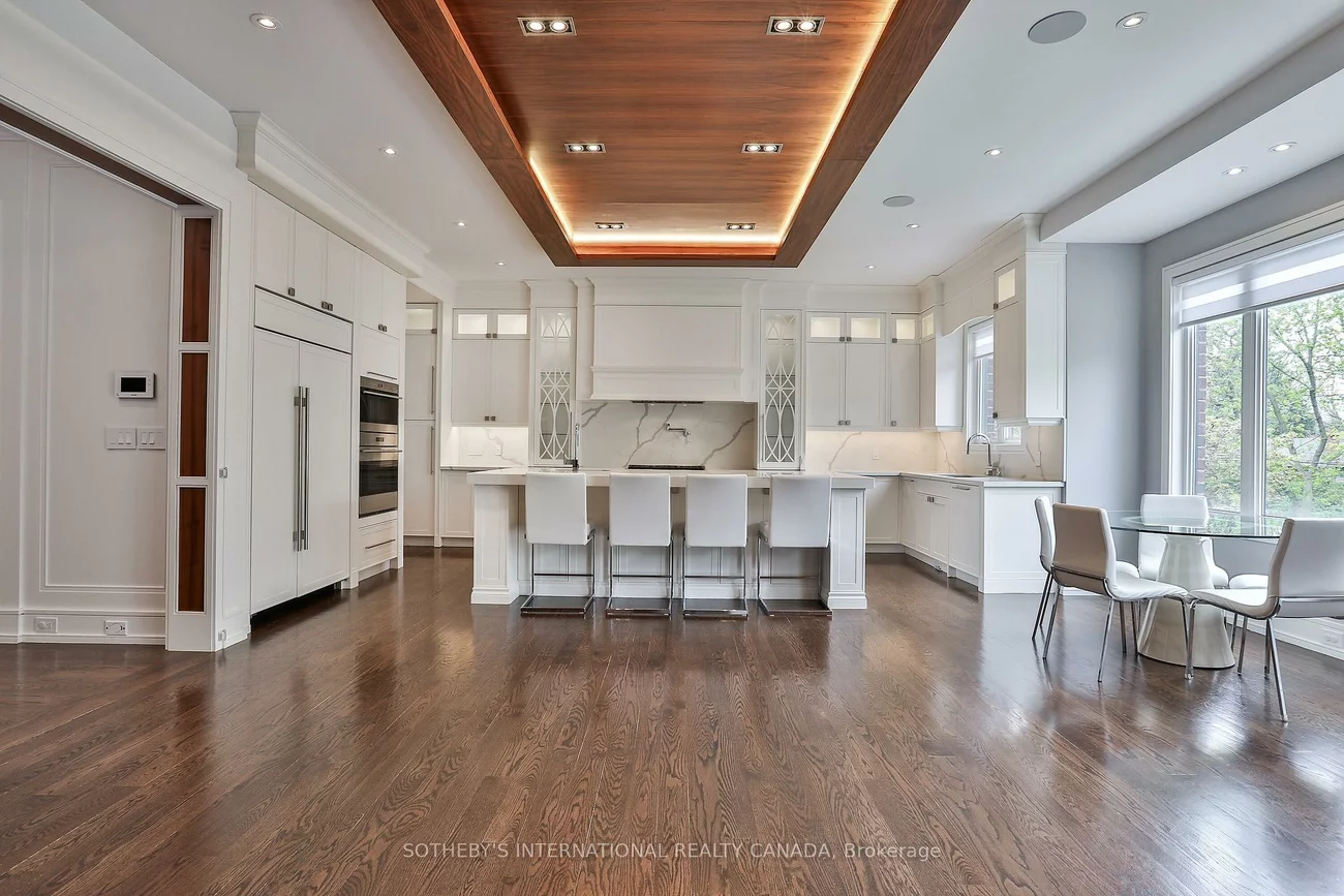 128, Park Home, Willowdale West, Toronto