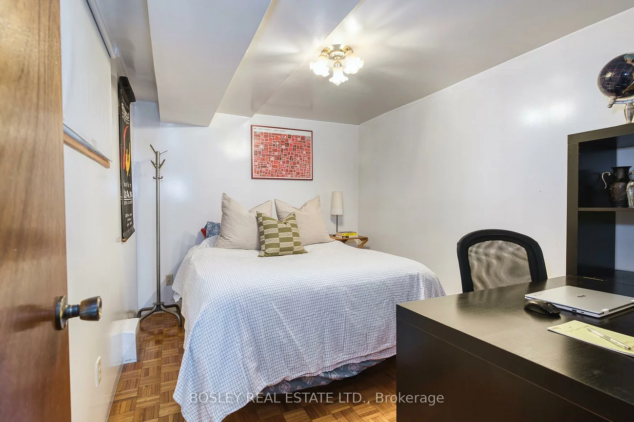 38, Halton, Trinity-Bellwoods, Toronto