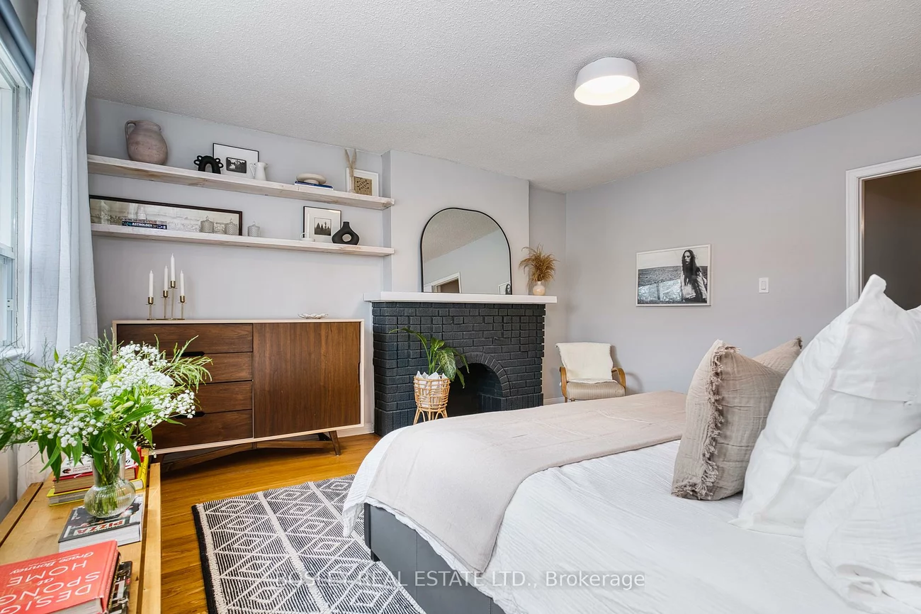 38, Halton, Trinity-Bellwoods, Toronto