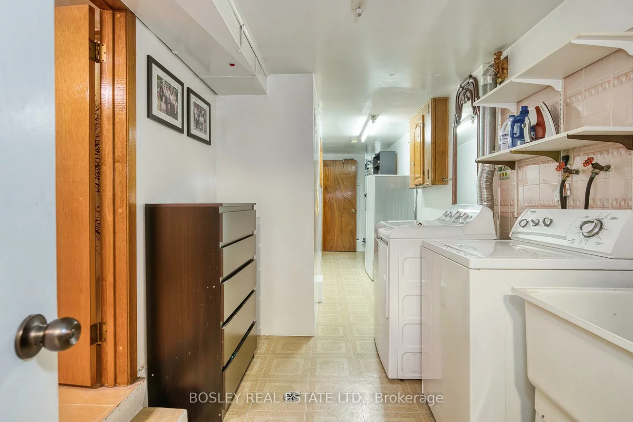 38, Halton, Trinity-Bellwoods, Toronto