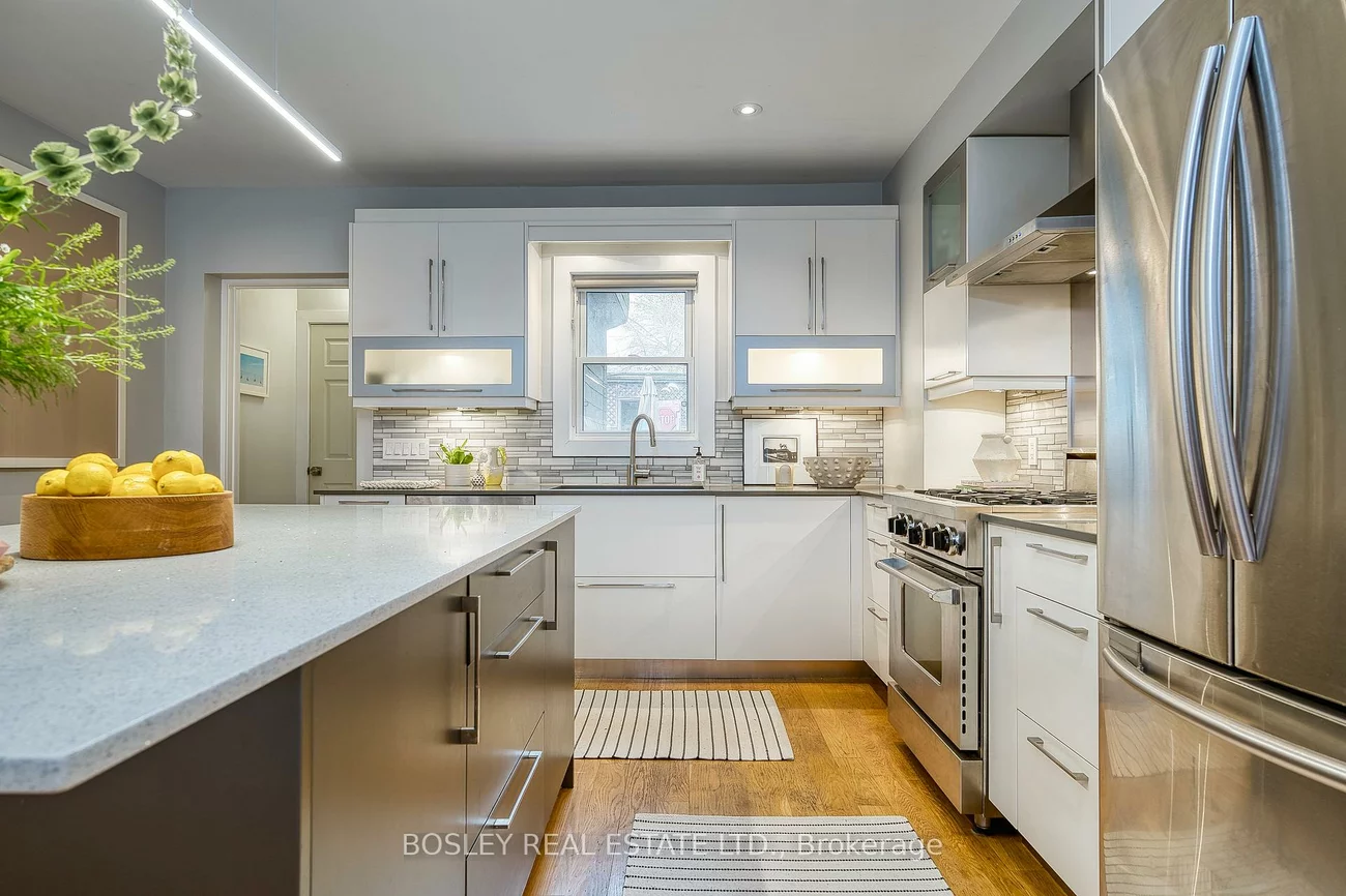 38, Halton, Trinity-Bellwoods, Toronto