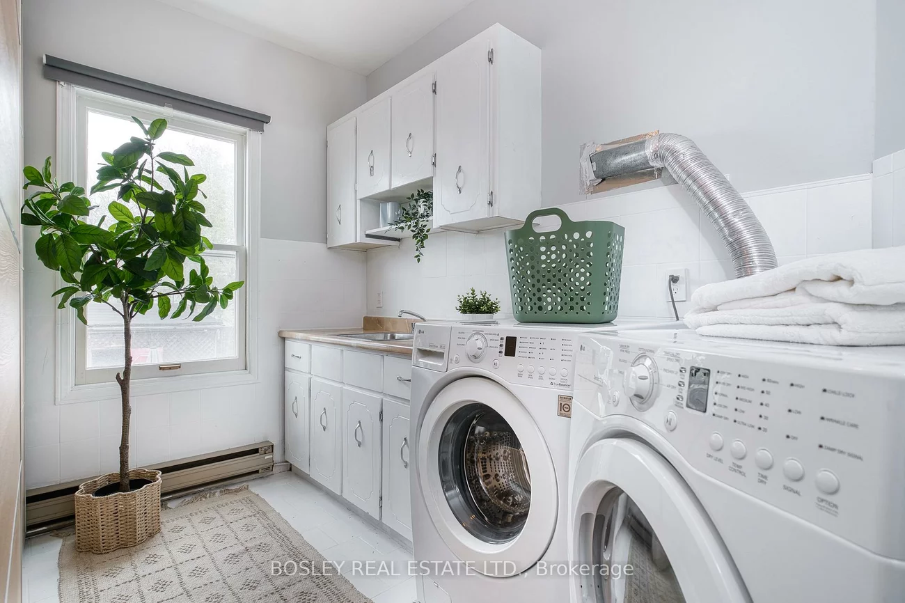 38, Halton, Trinity-Bellwoods, Toronto