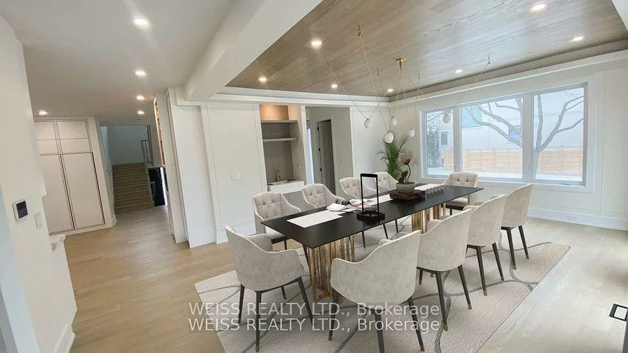 137, Bannockburn, Bedford Park-Nortown, Toronto