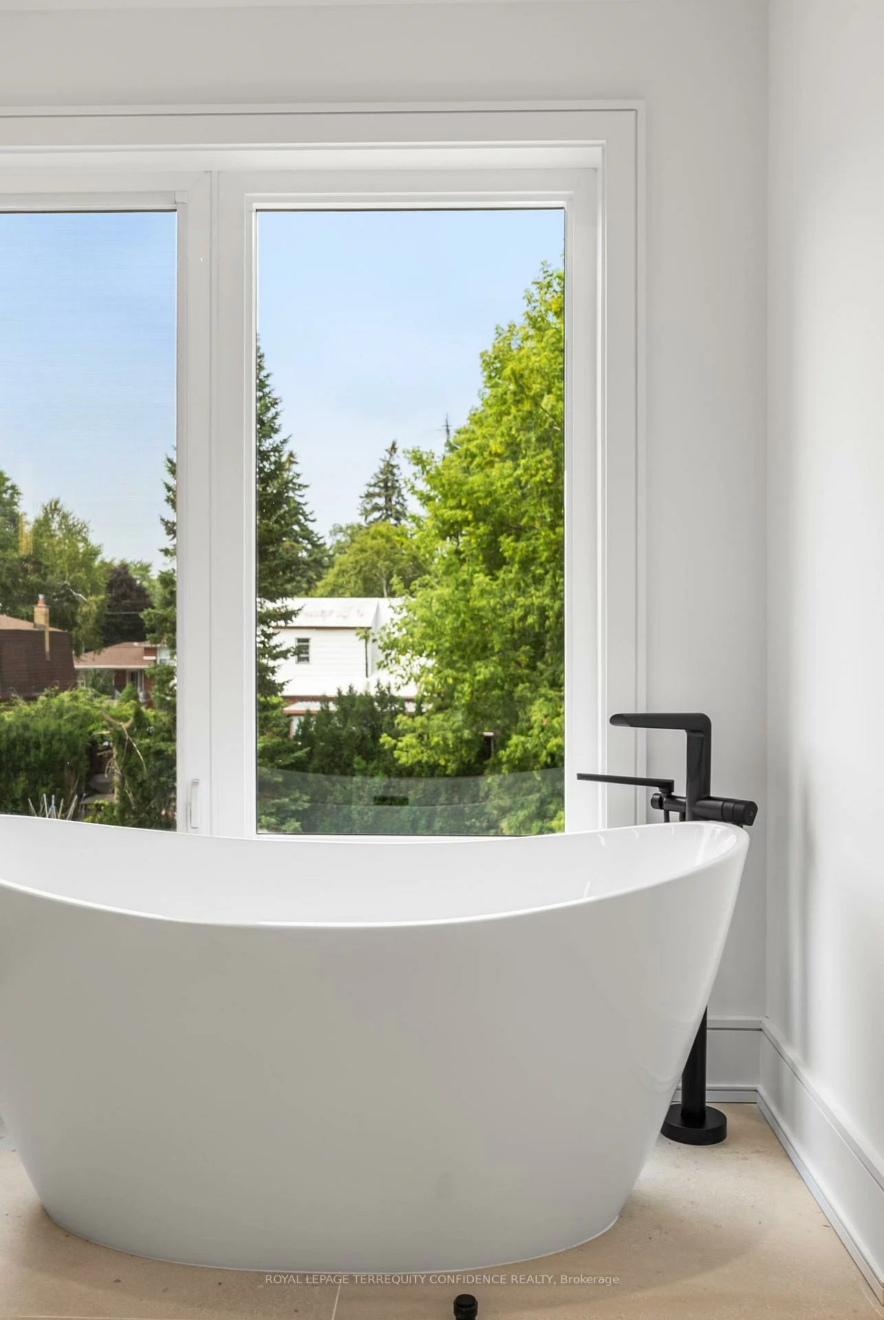 338A, Horsham, Willowdale West, Toronto