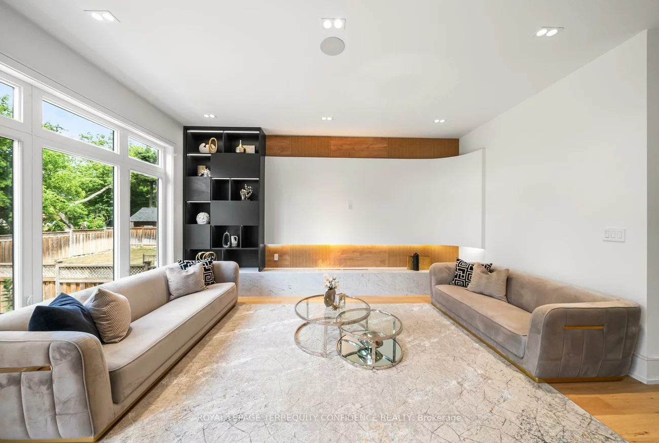 338A, Horsham, Willowdale West, Toronto