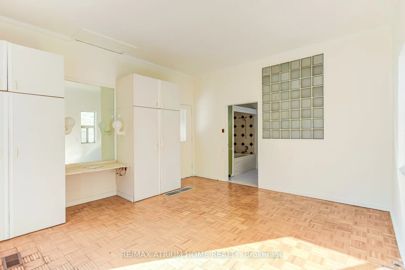 165, Florence, Lansing-Westgate, Toronto